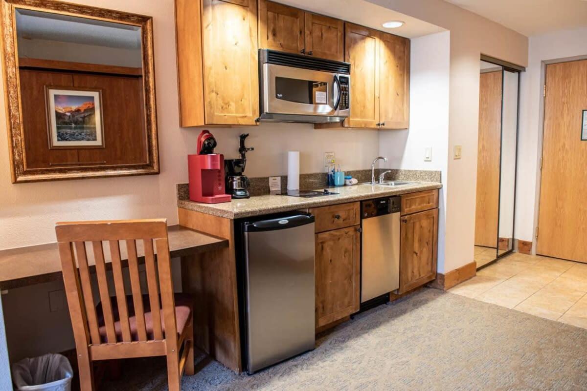 Studio 115 Perfect Location With Pool And Hot Tub Crested Butte Buitenkant foto